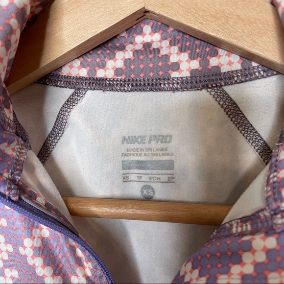 Nike Pro Quarter Zip size XS - Picture 3 of 7